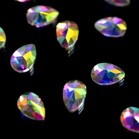 Стразы фигурные PN Лепесток супер-голография 3,5*5 мм 10 шт.