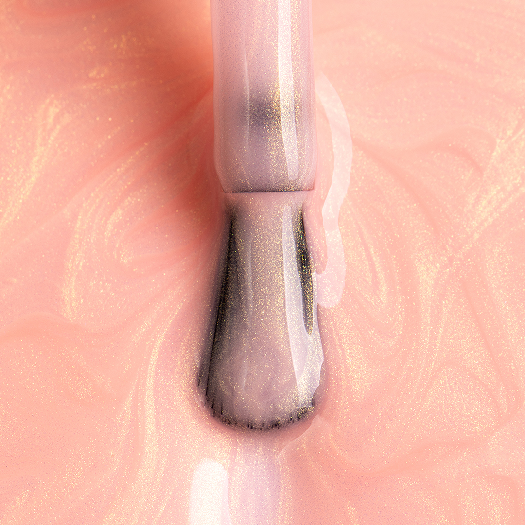 Лак для ногтей Укрепляющий Cover Shine PN №1