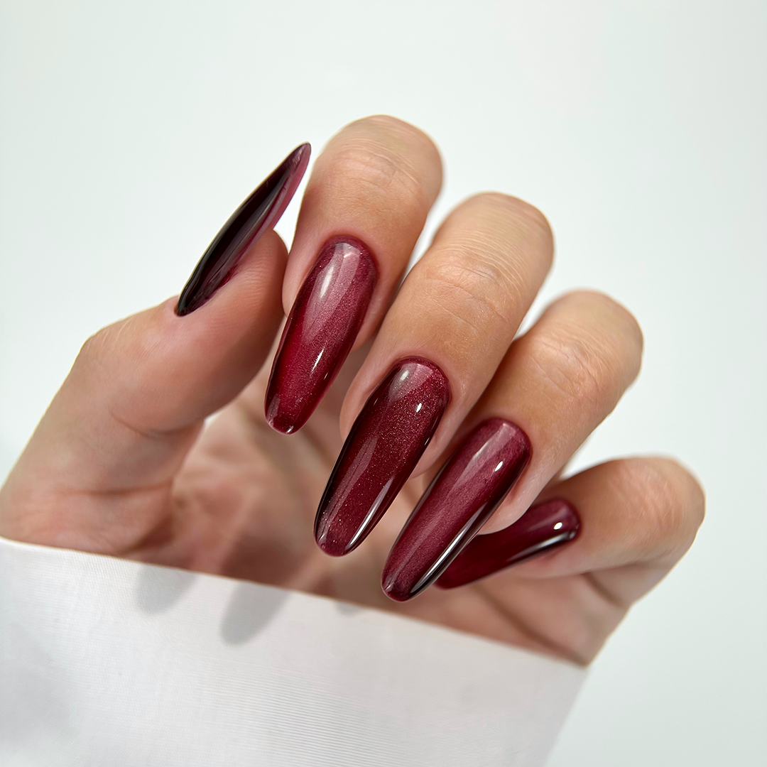 Гель-лак Magic Cat Burgundy PN 8 мл