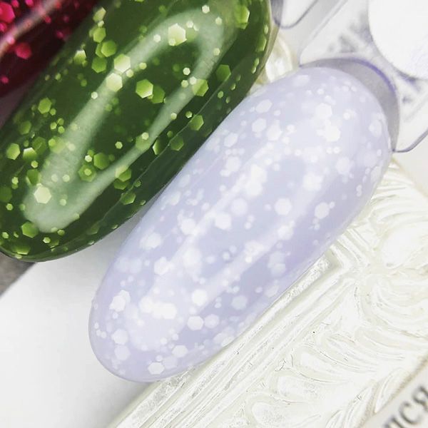 FLAKE base PN Lychee нежно-серая база с белыми шестигранниками 16 мл